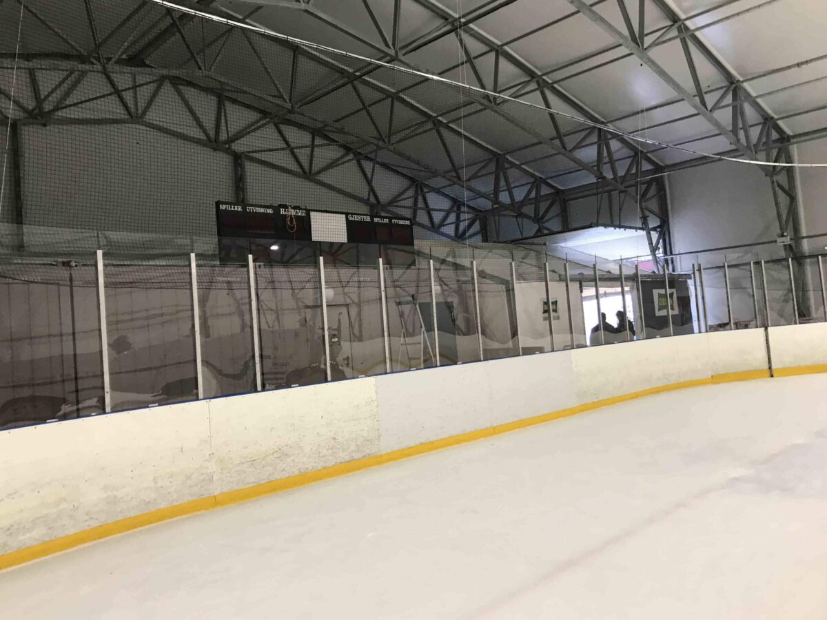 Jordal – Midlertidig Plasthall (2020) — Jordal plasthall 2020